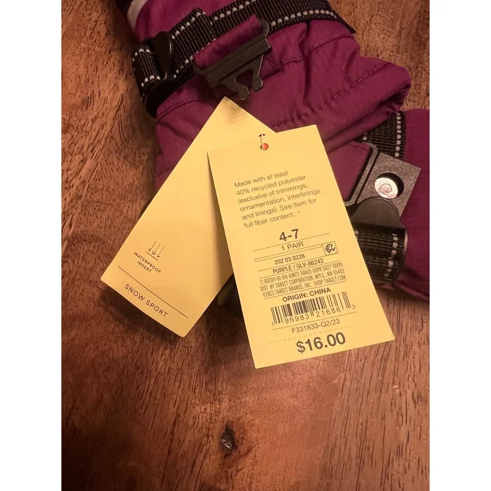 All in‎ motion snow gloves NWT